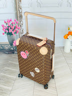 LOUIS VUITTON Horizon Monogram Trolley