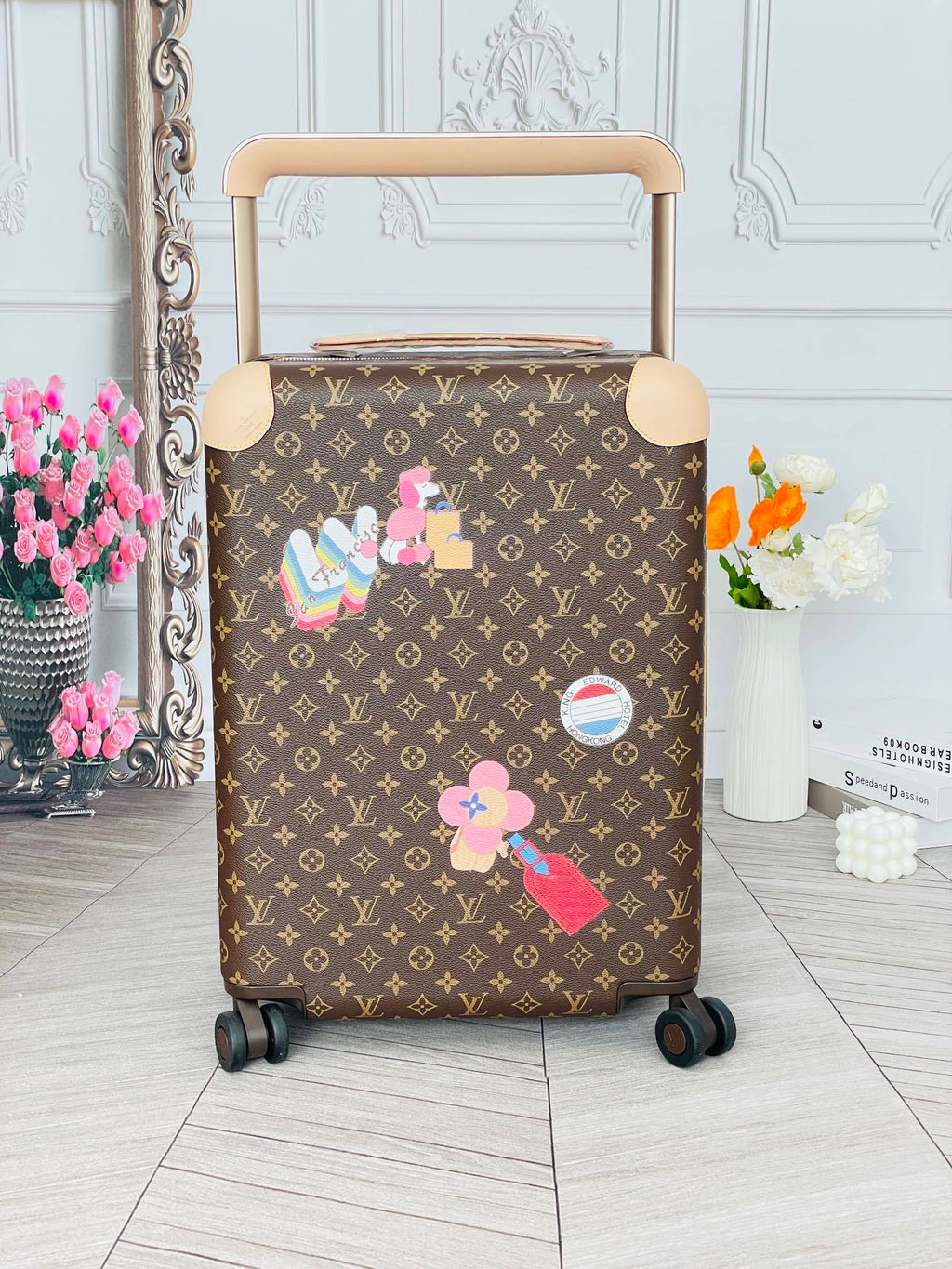 LOUIS VUITTON Horizon Monogram Trolley