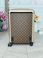 LOUIS VUITTON Horizon Monogram Trolley