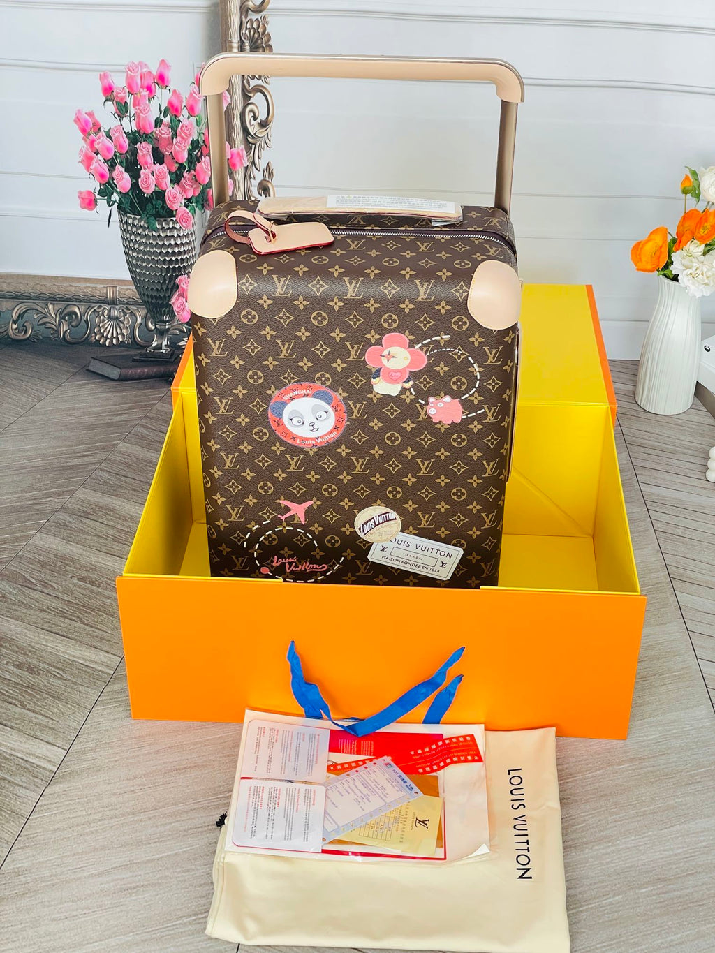 LOUIS VUITTON Horizon Monogram Trolley
