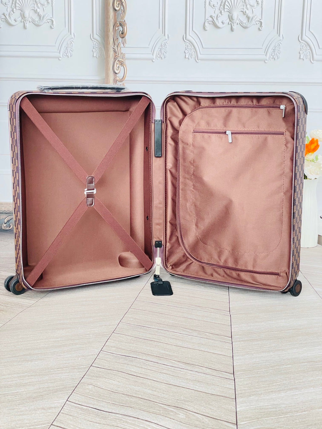 LOUIS VUITTON Horizon Monogram Trolley