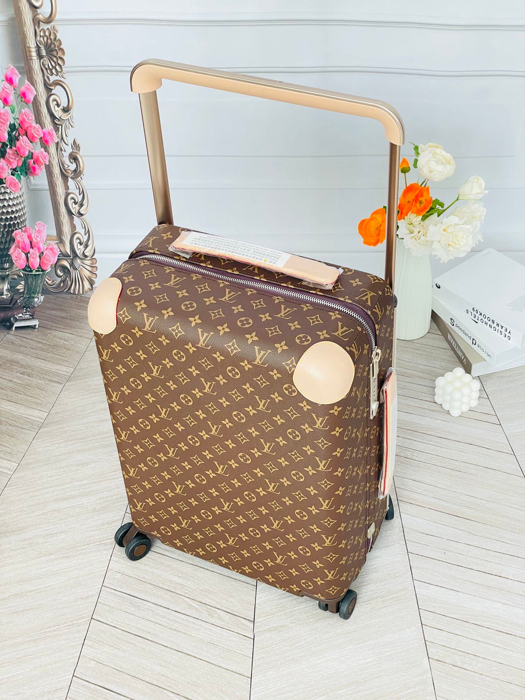 LOUIS VUITTON Horizon Monogram Trolley