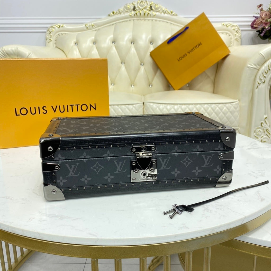 LOUIS VUITTON Cotteville Watch Case