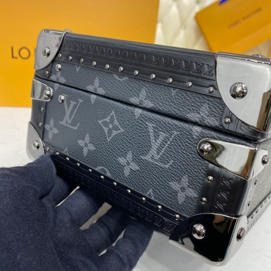 LOUIS VUITTON Cotteville Watch Case