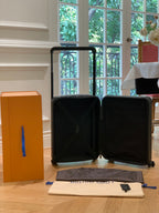 LOUIS VUITTON Horizon 55 Four-Wheel Trolley