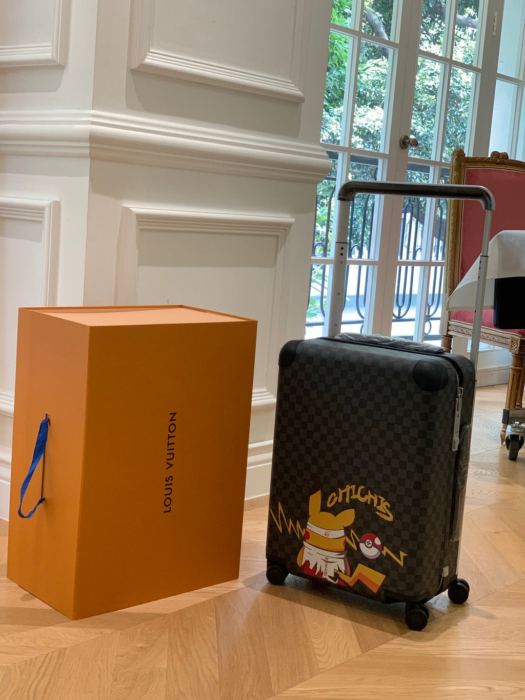 LOUIS VUITTON Horizon 55 Four-Wheel Trolley
