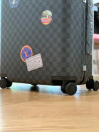 LOUIS VUITTON Horizon 55 Four-Wheel Trolley