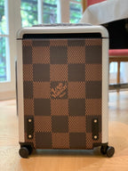 LOUIS VUITTON Horizon 55 Four-Wheel Trolley