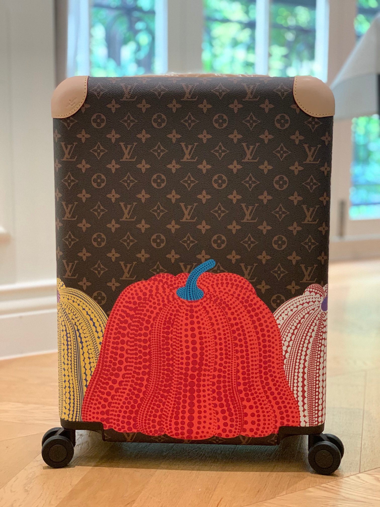 LOUIS VUITTON Horizon 55 Four-Wheel Trolley