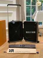 LOUIS VUITTON Horizon 55 Four-Wheel Trolley