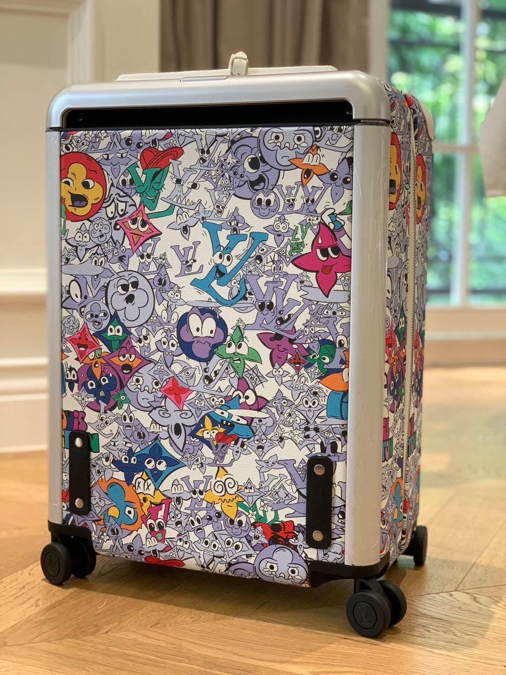 LOUIS VUITTON Horizon 55 Four-Wheel Trolley