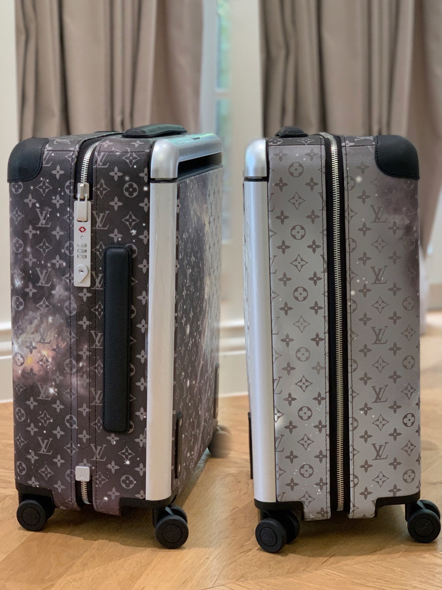 LOUIS VUITTON Horizon 55 Four-Wheel Trolley
