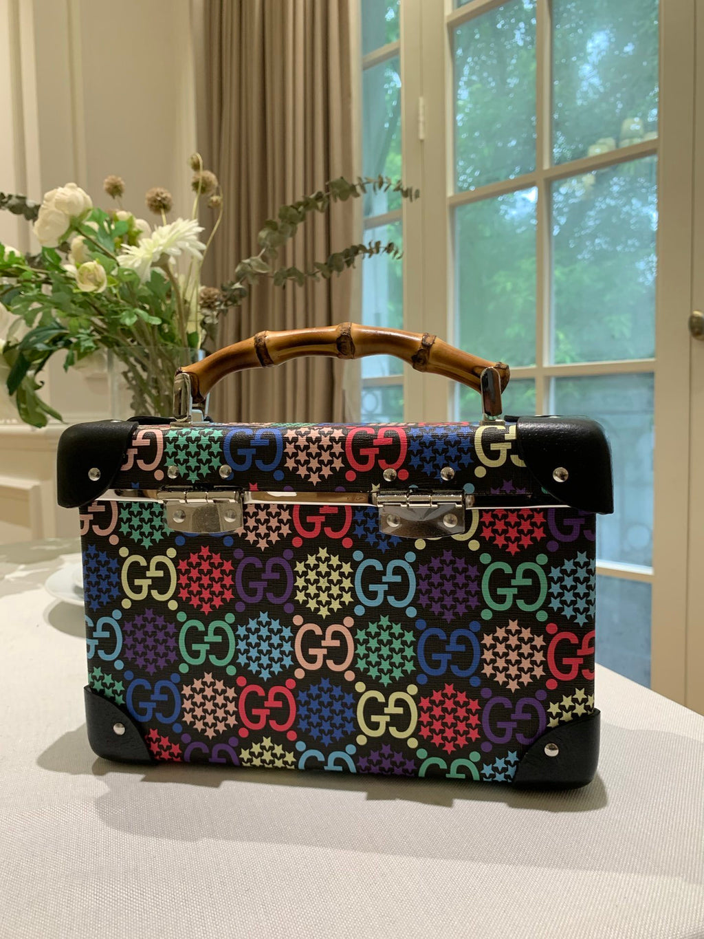 GUCCI x Globe-Trotter Bamboo Handle Vanity Case