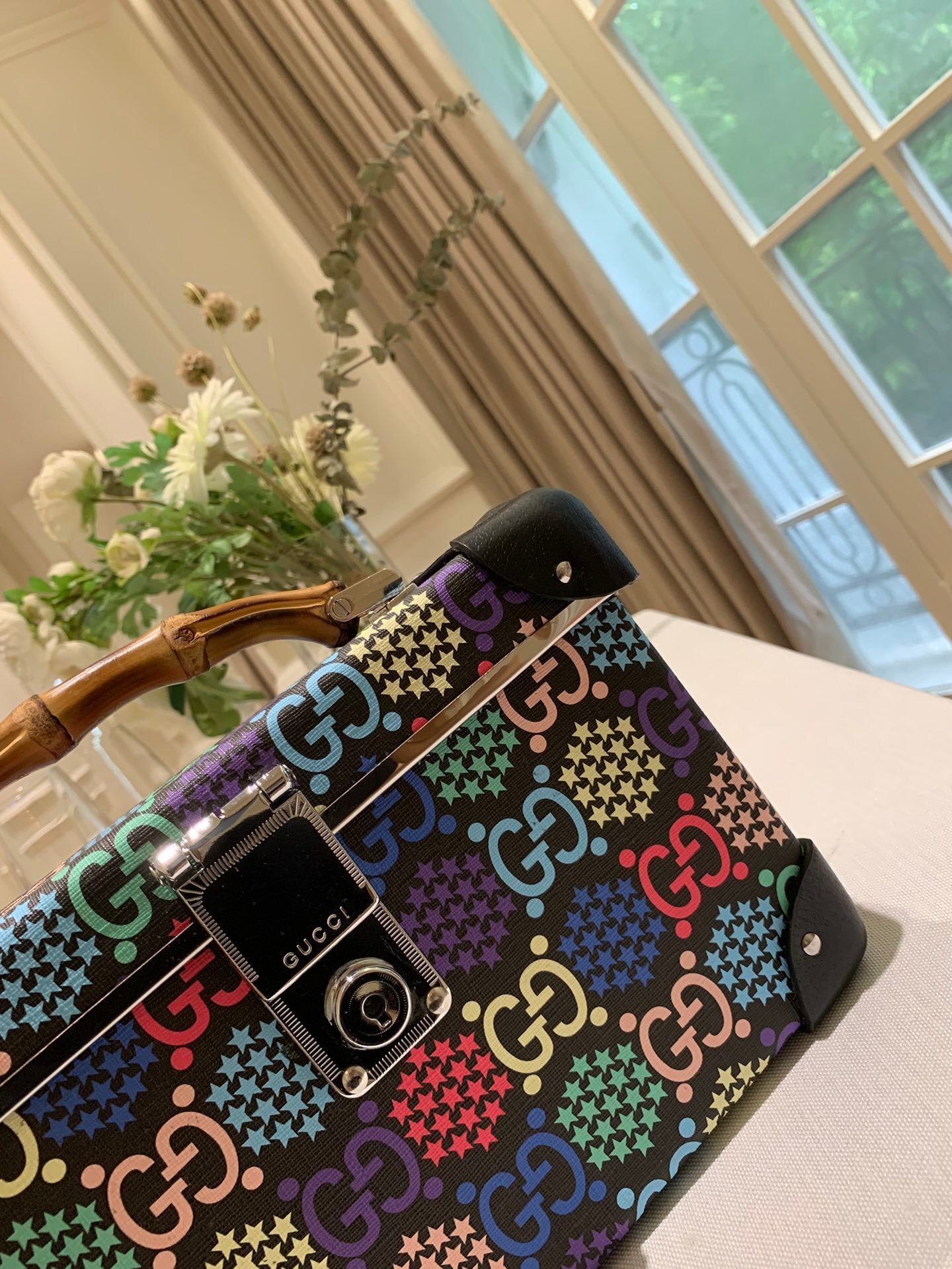 GUCCI x Globe-Trotter Bamboo Handle Vanity Case
