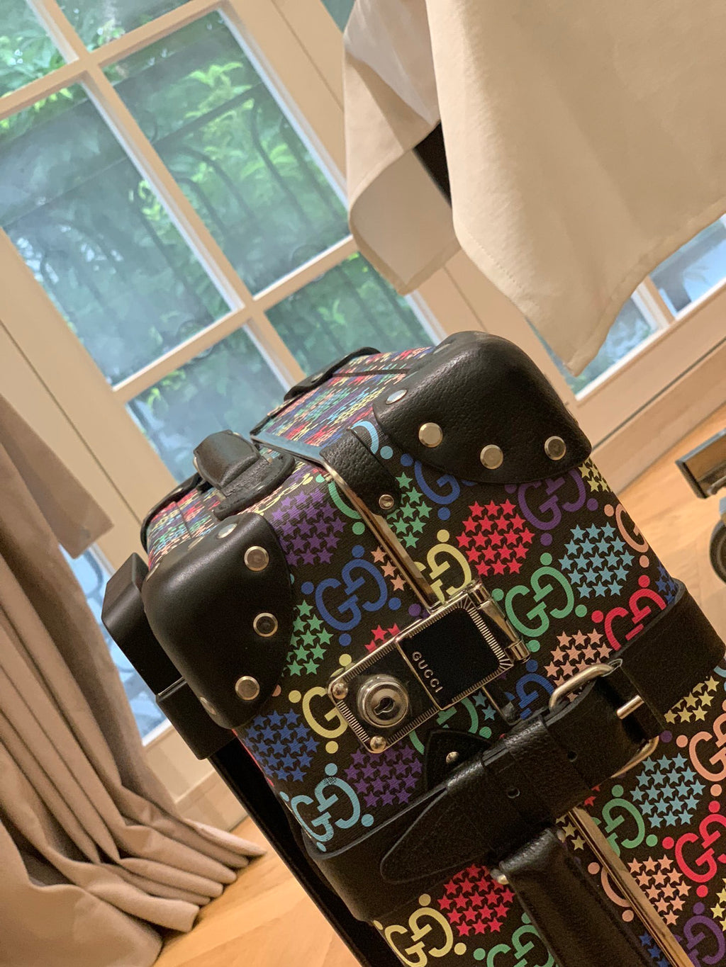GUCCI x Globe-Trotter GG Supreme Trolley