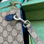 Gucci GG Supreme Clutch with GG Detail
