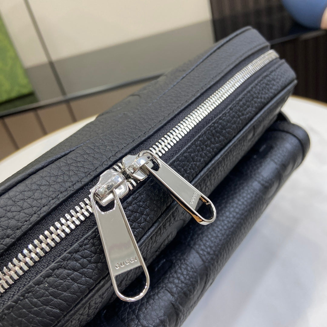 Gucci GG Supreme Crossbody Bag