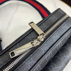 Gucci GG Supreme Small Crossbody Bag