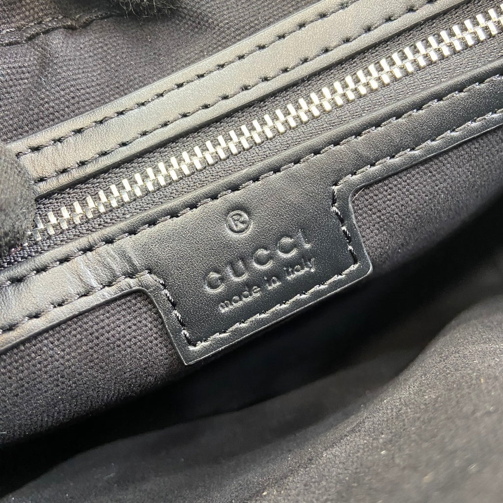 Gucci GG Supreme Small Crossbody Bag