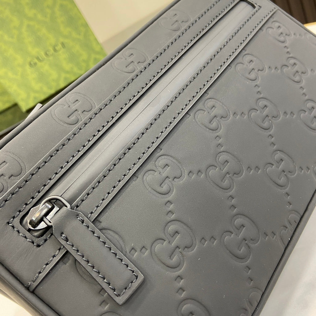 Gucci GG Rubber-Effect Belt Bag