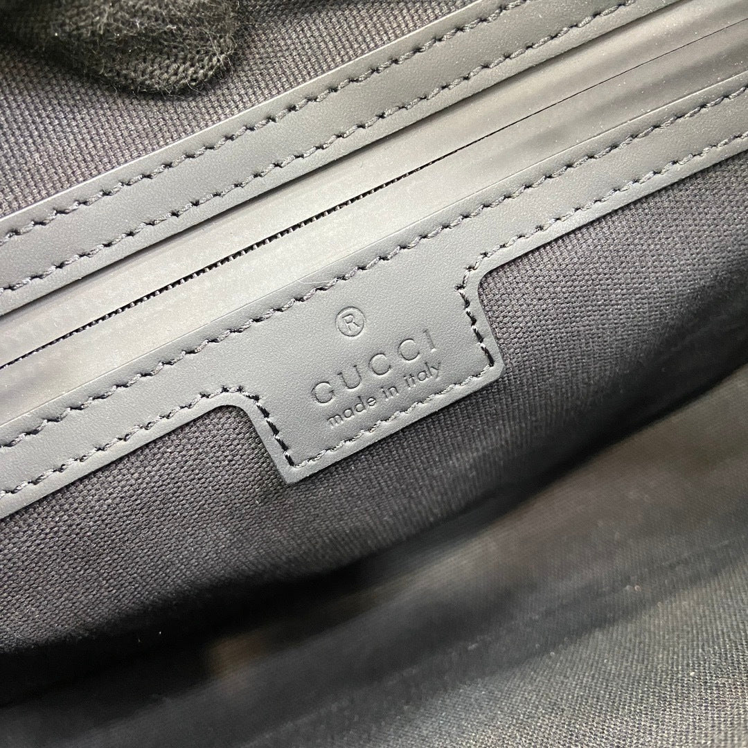 Gucci GG Rubber-Effect Belt Bag