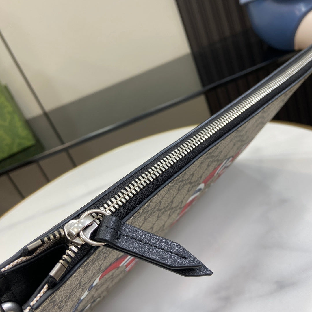 Gucci Ophidia GG Pouch