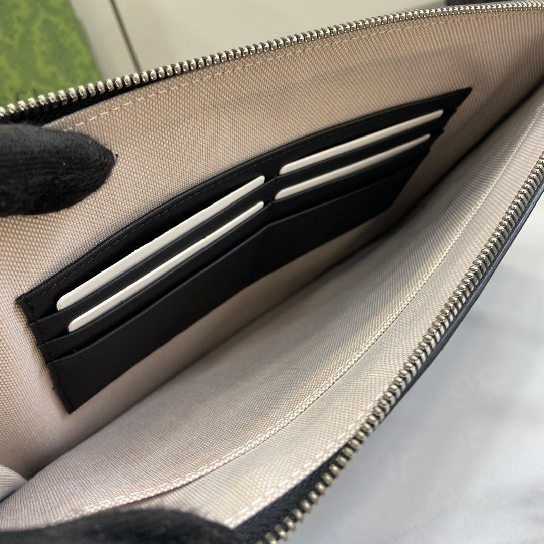 Gucci Ophidia GG Pouch