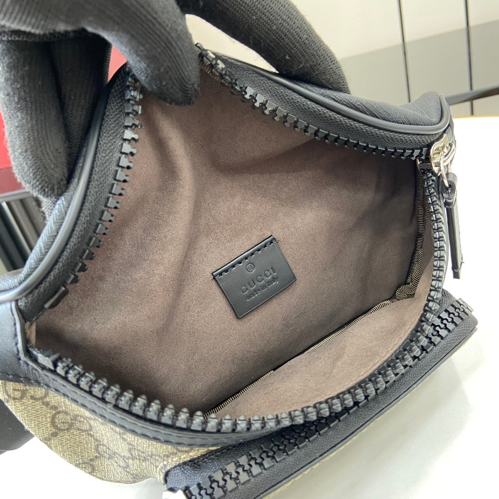 Gucci Small Leather Shoulder Bag