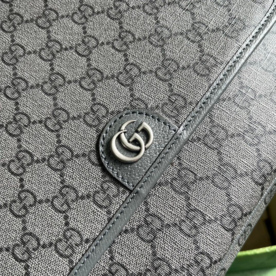 Gucci Ophidia GG Medium Messenger Bag