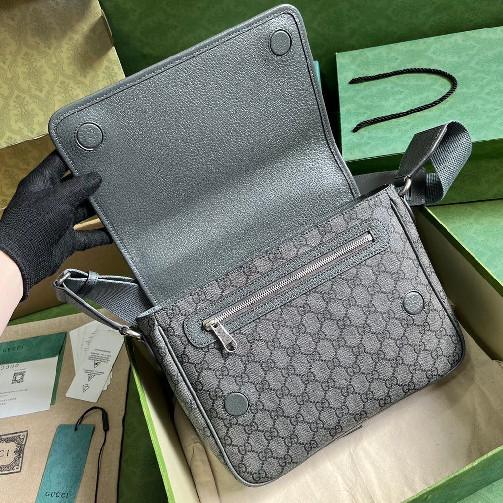 Gucci Ophidia GG Medium Messenger Bag