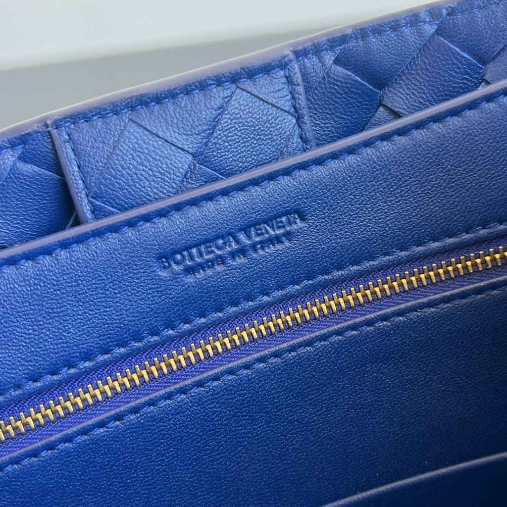 Bottega Veneta Andiamo Suede Bag