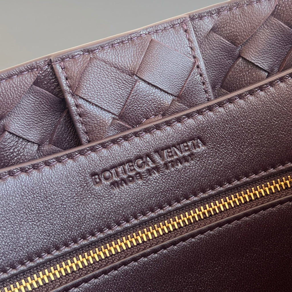 Bottega Veneta Chain-Interwoven Andiamo Bag