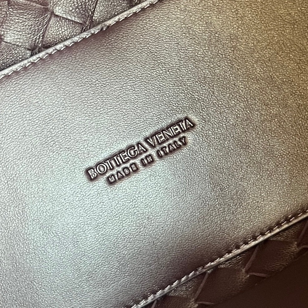 Bottega Veneta Chain-Interwoven Andiamo Bag