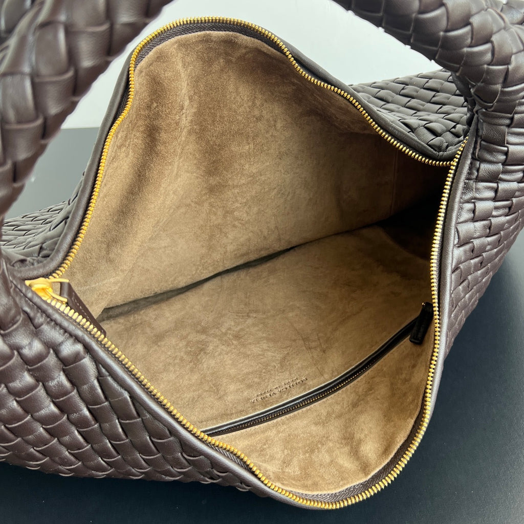 Bottega Veneta Veneta Handbag