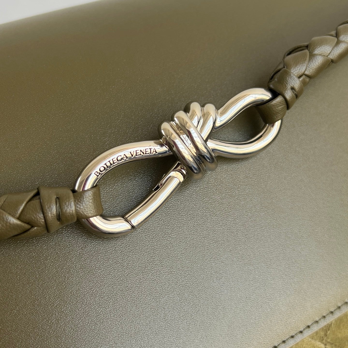 Bottega Veneta Andiamo Men’s Bag