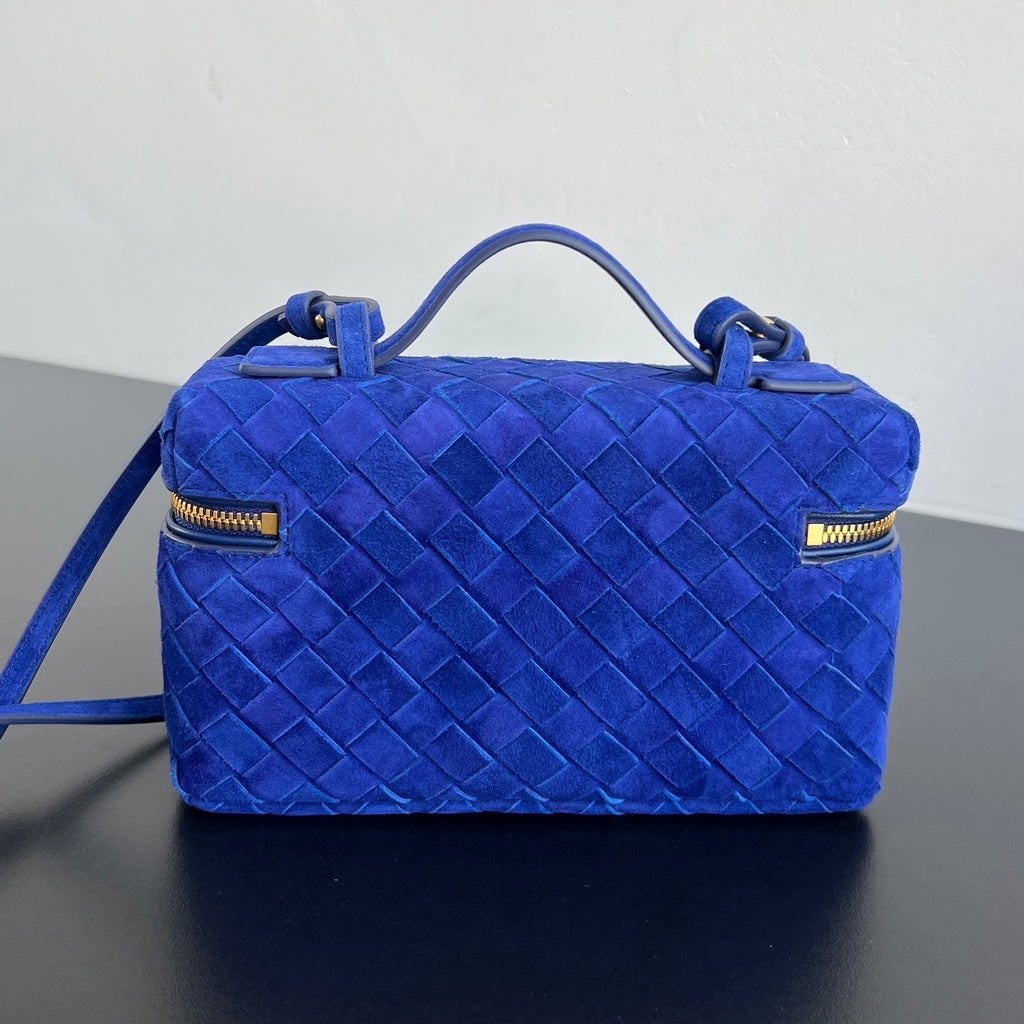 Bottega Veneta Vanity Case (Suede)