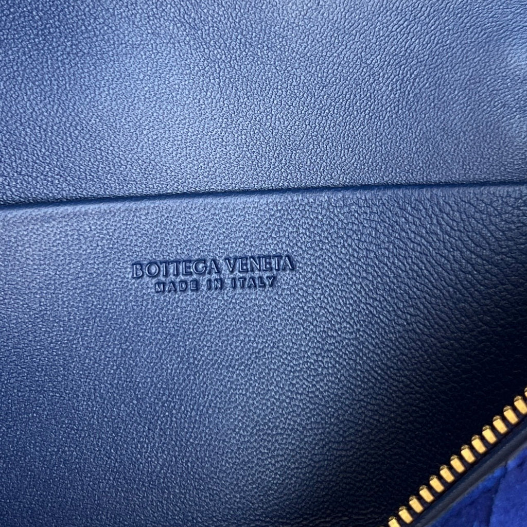 Bottega Veneta Vanity Case (Suede)