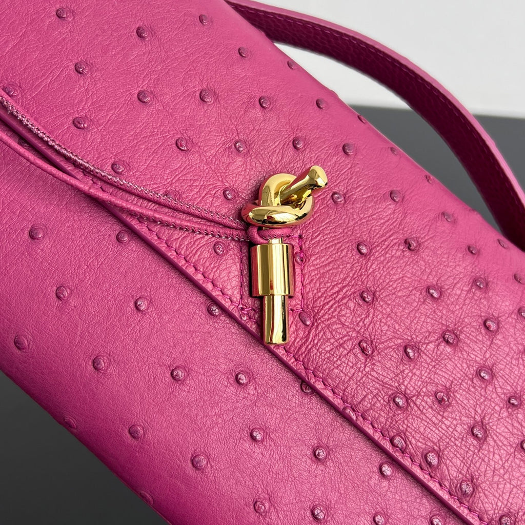 Bottega Veneta Andiamo Clutch (Ostrich Leather)