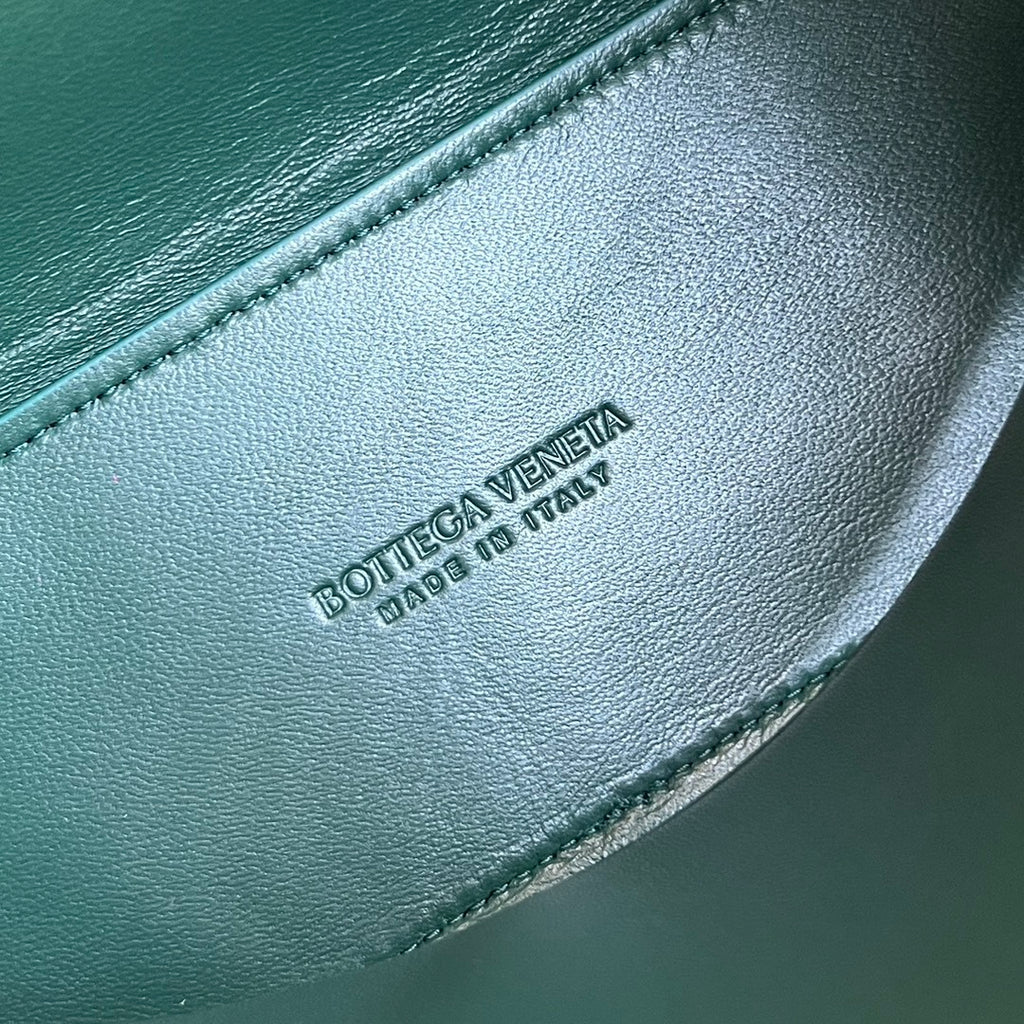 Bottega Veneta Andiamo Handbag (Ostrich Leather)