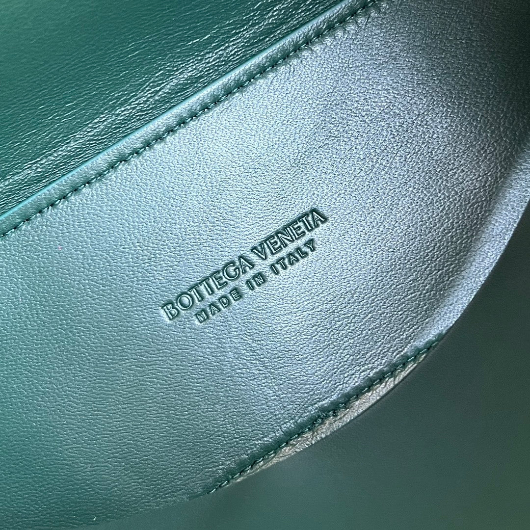 Bottega Veneta Andiamo Handbag (Ostrich Leather)