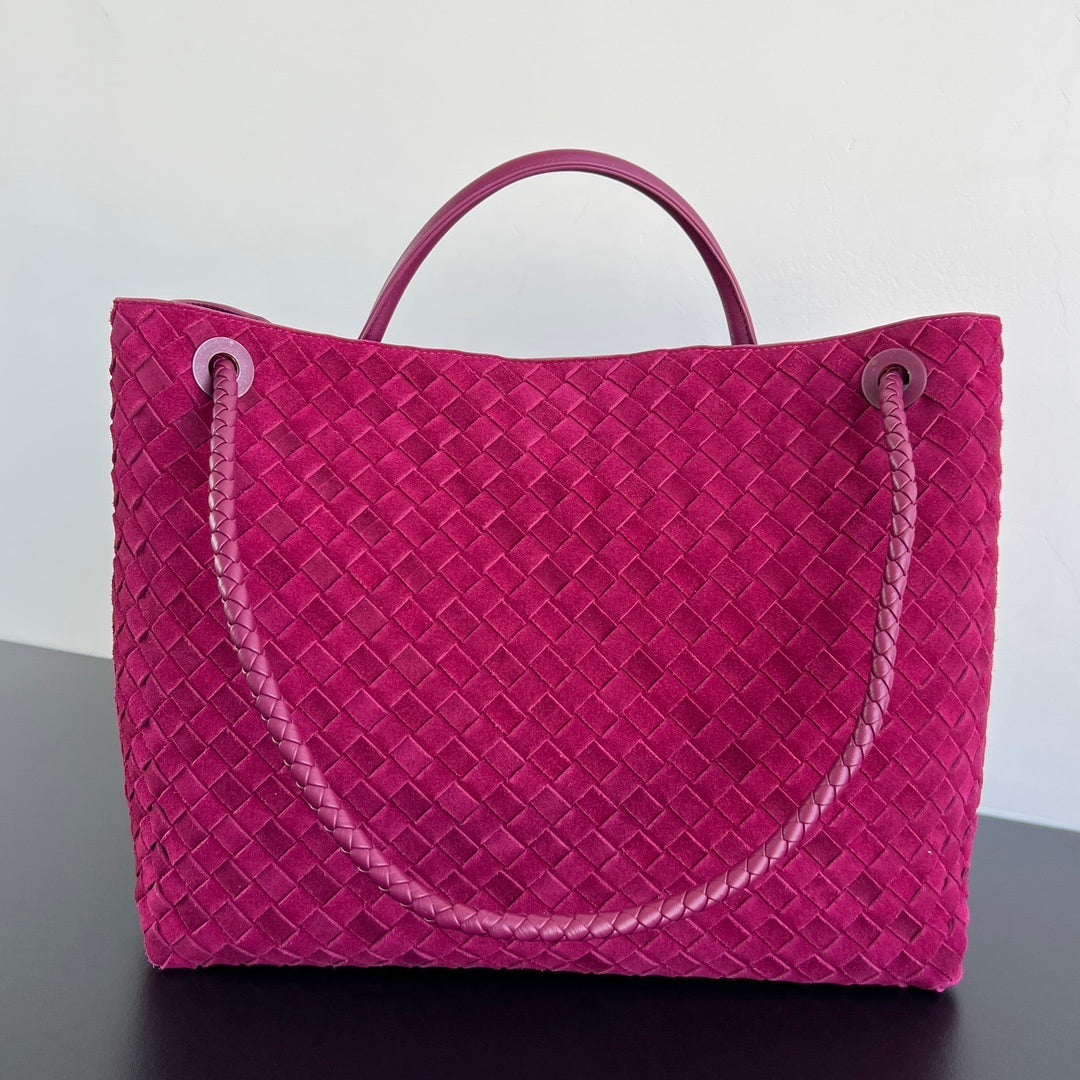 Bottega Veneta Andiamo Suede Bag
