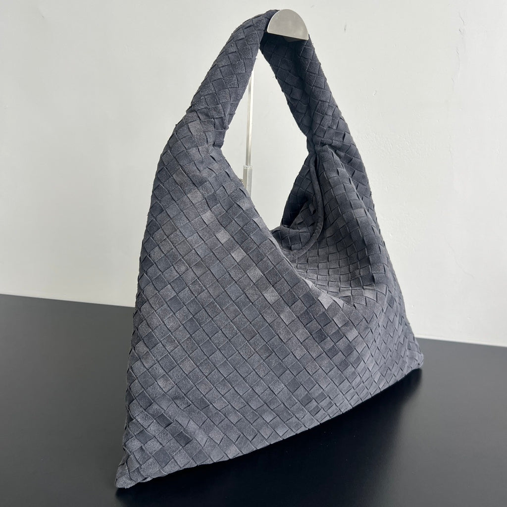 Bottega Veneta Hop Bag (Large)