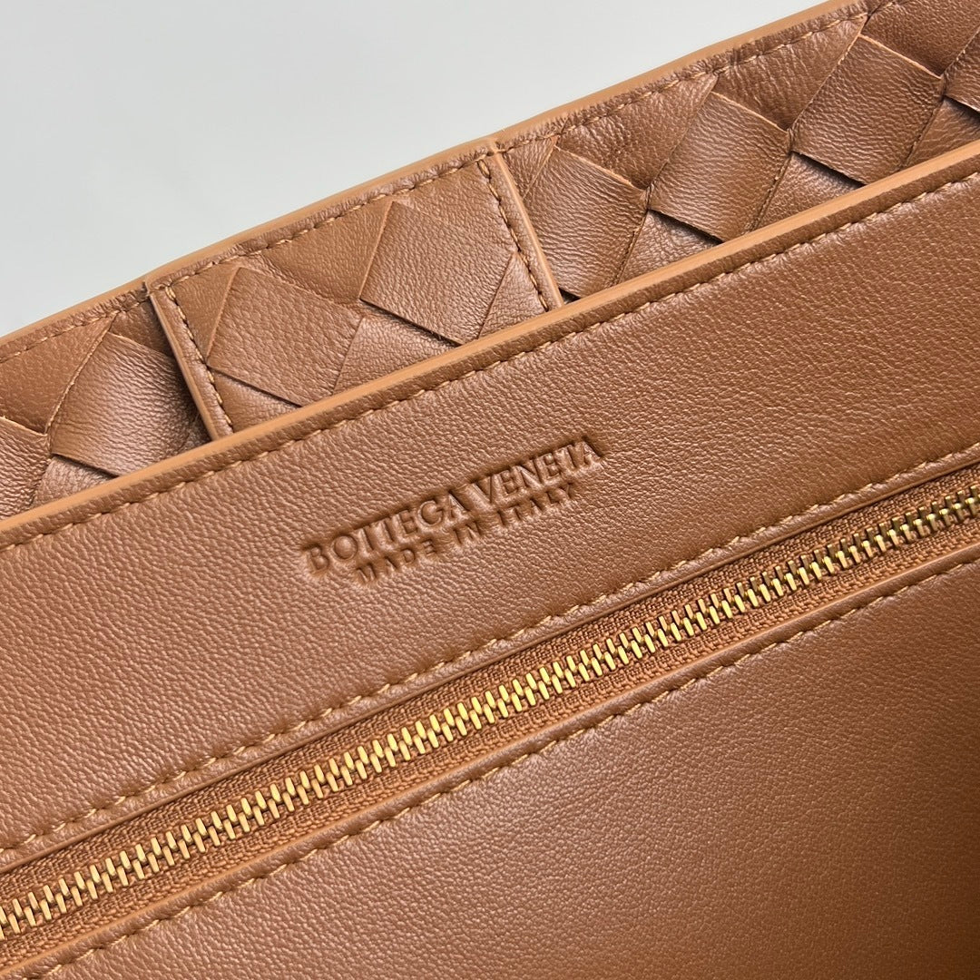 Bottega Veneta Andiamo Suede Bag