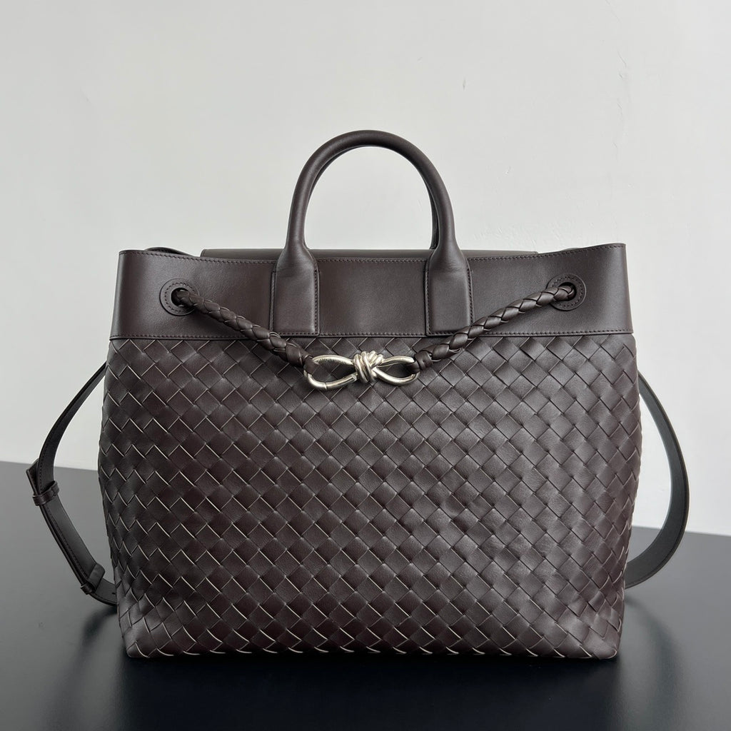 Bottega Veneta Andiamo Bag (Unisex)