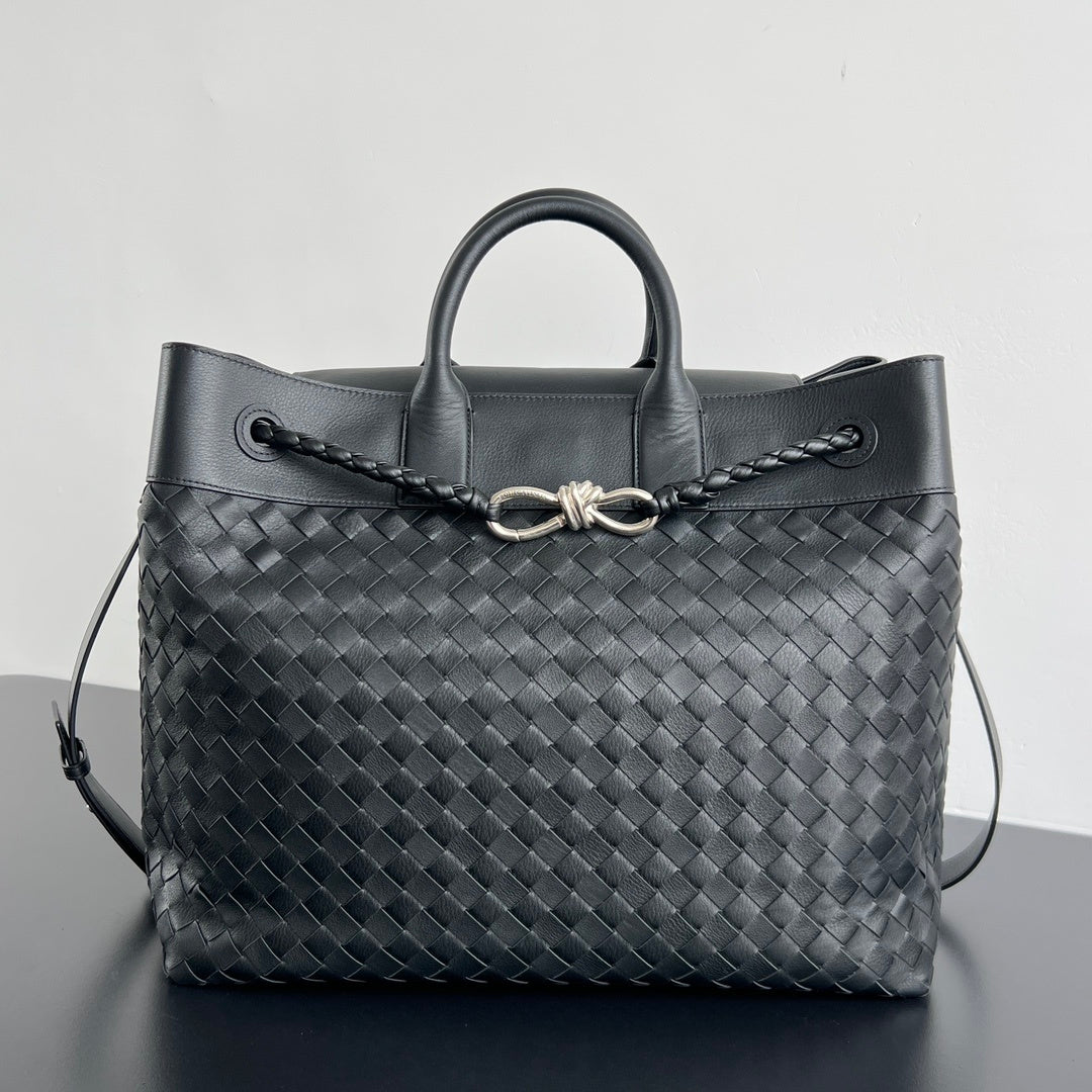 Bottega Veneta Andiamo Bag (Unisex)