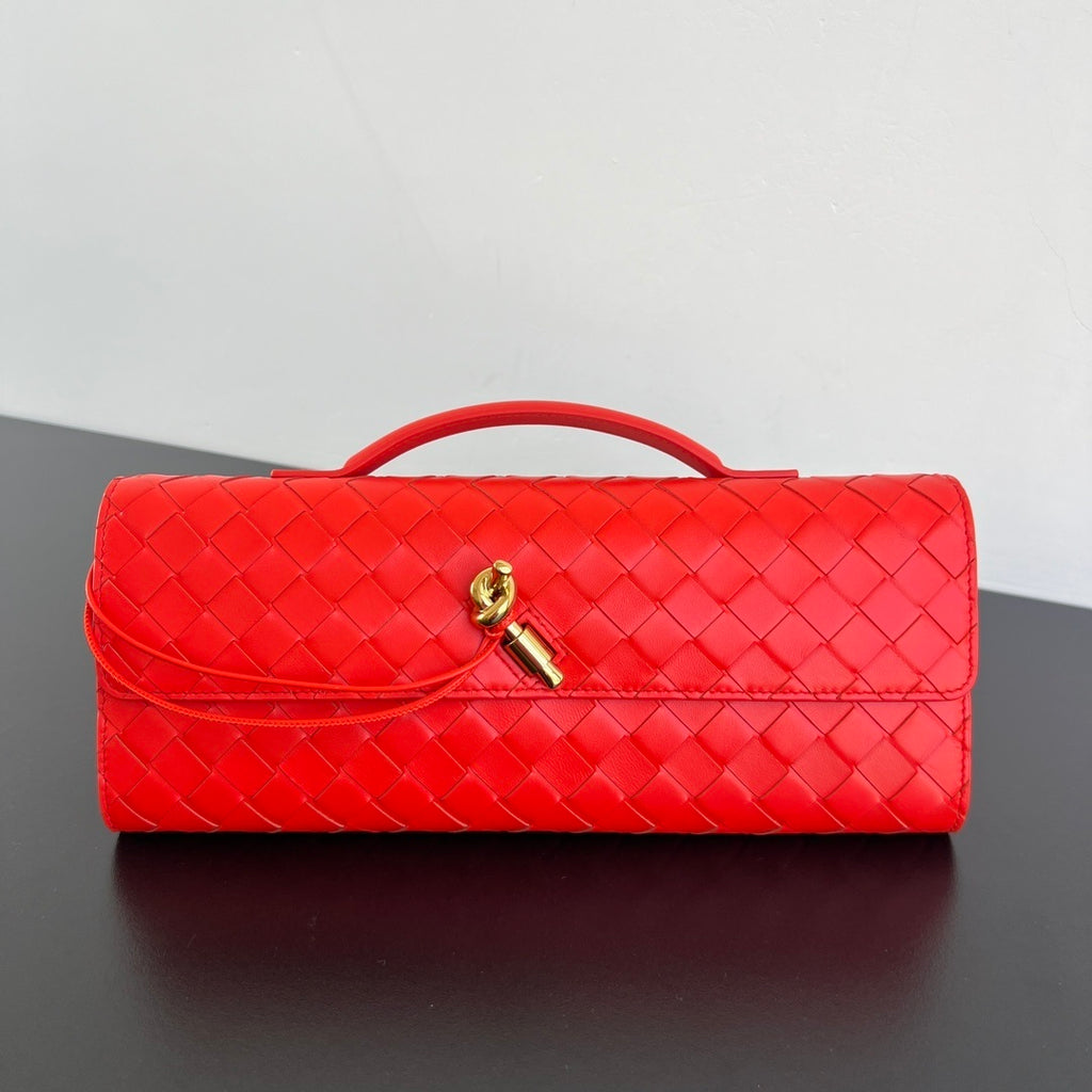 Bottega Veneta Andiamo Clutch