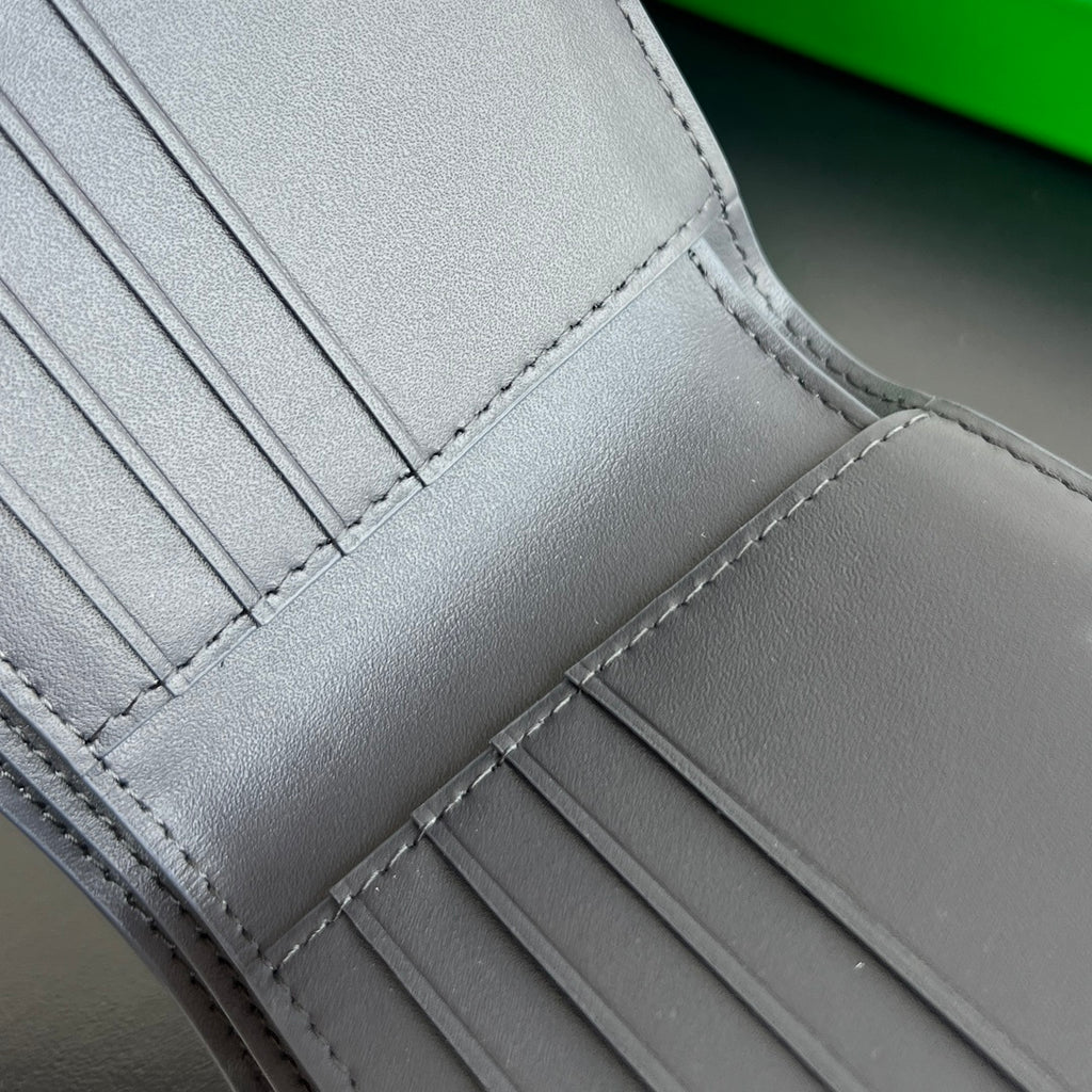 Bottega Veneta Medium Woven Bifold Wallet