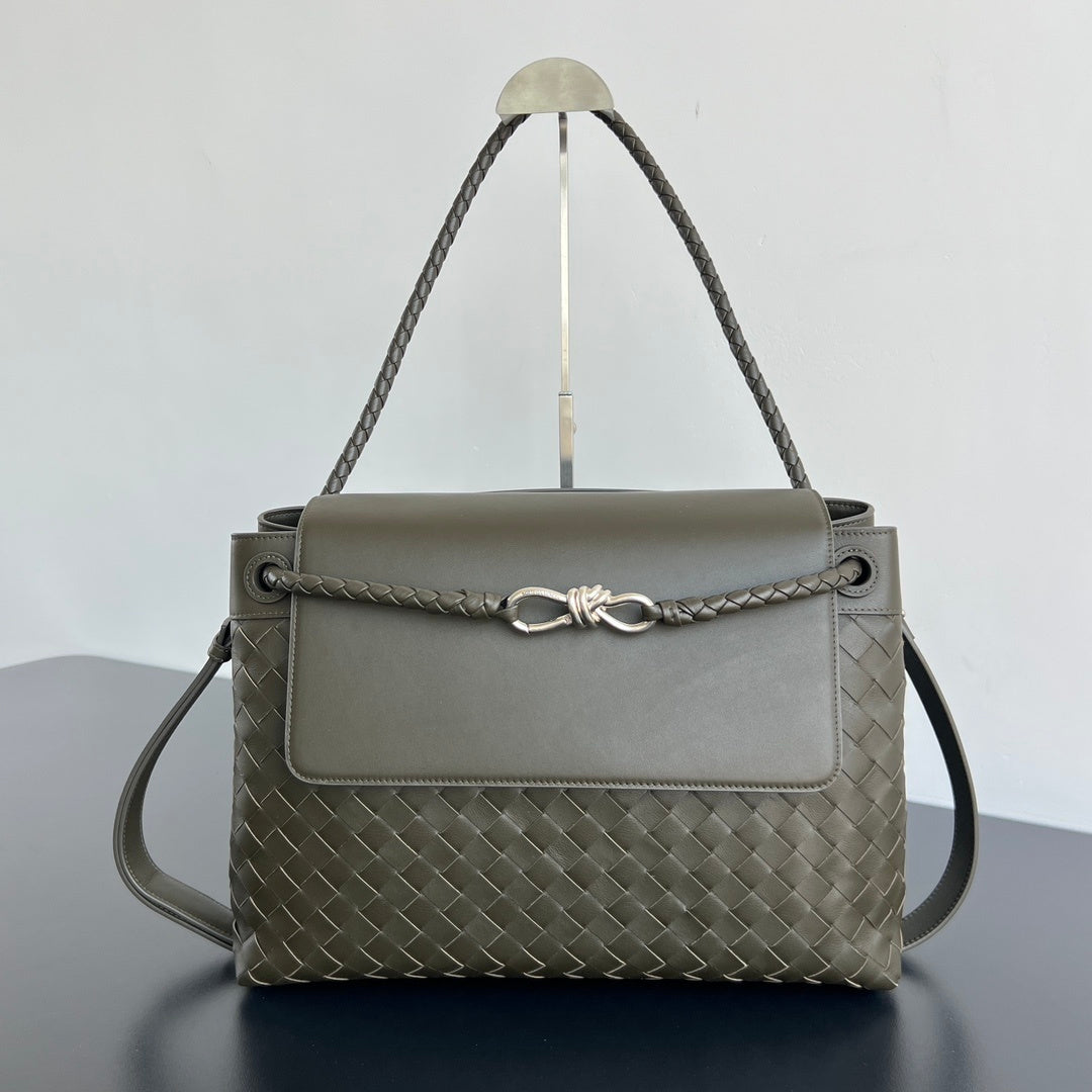 Bottega Veneta Andiamo Men’s Bag