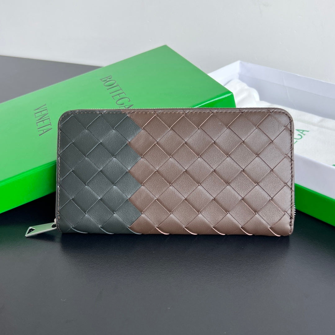 Bottega Veneta Men’s Woven Wallet