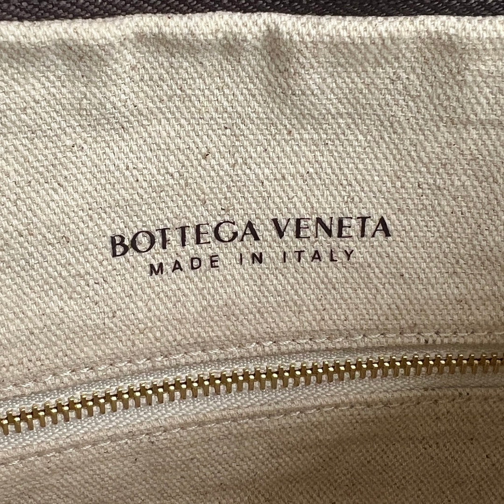Bottega Veneta Gemelli Raffia Handbag